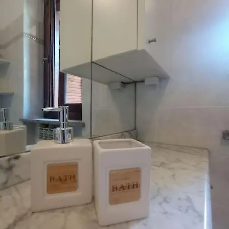 Parte Di Casa Nel Verde. Appartement *
