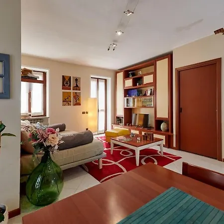 Parte Di Casa Nel Verde. Appartement