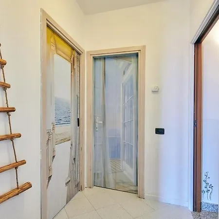 Parte Di Casa Nel Verde. Appartement *