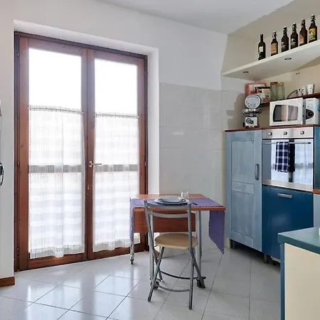 Appartement Parte Di Casa Nel Verde. *